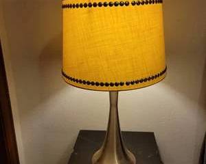 Black One-Drawer Accent Table with Table Lamp