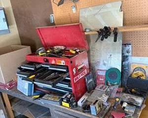 Miscellaneous Workbench Tool and Toolbox Lot Hand Tools & Workshop