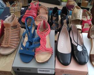 Richard Tyler, Earth, Sam Edelman, Adam Tucker, Calvin Klein, Taryn Rose, Eric Michael, Frye, Soft, most all new