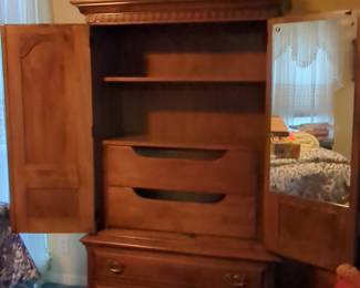 Vintage Thomasville "Fisher Park" Pecan Wood Armoire Tall Chest with Clock Top