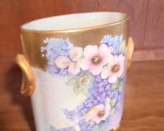 Hand-Painted Porcelain Cache Pot Vase with Floral Motif