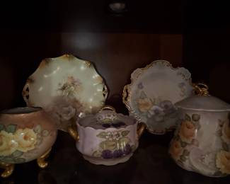 Hand-Painted Porcelain Decorative Set with Floral Motifs