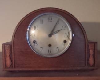 Seth Thomas Oak Mantel Clock