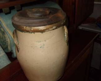 2 Gallon POWER & EDMONDS Double Handle Crock w/Lid