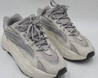 yeezys