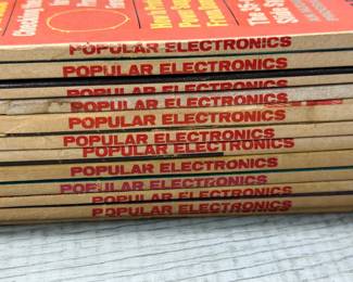 VINTAGE POPULAR ELECTRONICS MAGAZINES 1976 - 1977