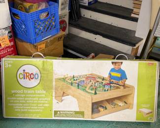 CIRCO WOOD TRAIN TABLE NIB