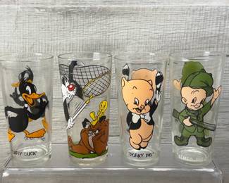 VINTAGE WARNER BROTHERS & BAGDASARIAN GLASSES