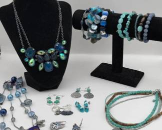 JEWELRY NECKLACES EARRINGS BRACELETS