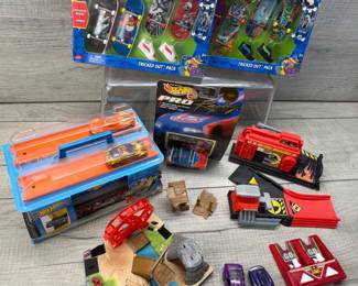 HOT WHEELS CARS & COLLECTIBLES