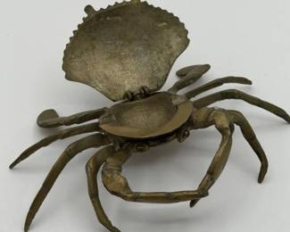 VINTAGE BRASS CRAB ASHTRAY TRINKET BOX