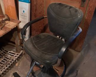Salon Chair