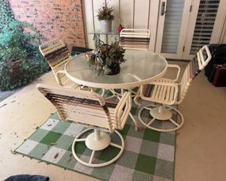 Patio set