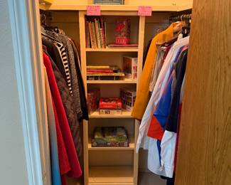 Womens size 8-14 Clothing! Very Nice