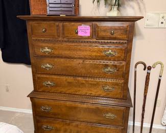 Ethan Allen Chest of drawers