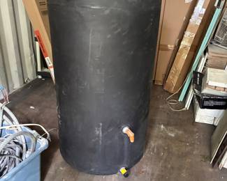 Brand new unused 100 gallon water collection tank (rain collection, preppers…)