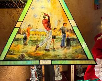 Stained glass golf themed table lamp