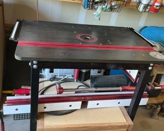 Router and table