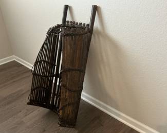 Dagi carrying basket