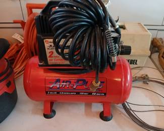 Air compressor with 2 gallon tank