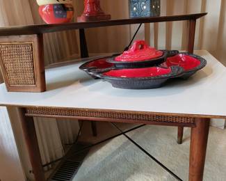 A closer look at the mid-century corner table