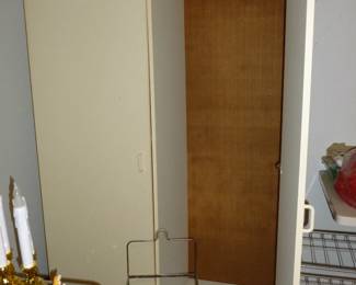 free-standing closet