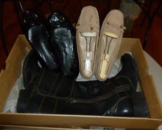 Ladies shoes