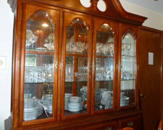 Nice china cabinet