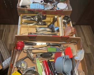 kitchen utensils