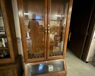 gun cabinet