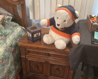 nightstands pair Drexel heritage
