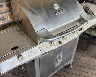 gas grill