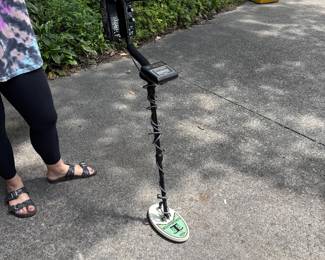 Whites gold master twin d metal detector. Works! New batteries just installed. 