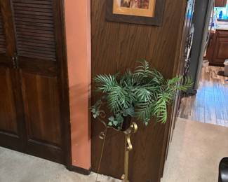 Vintage plant stand 