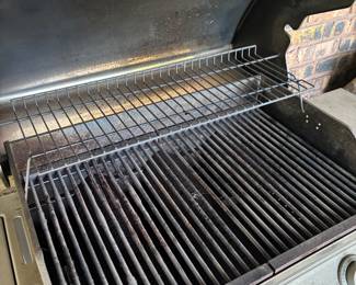 gas grill, grates are asis