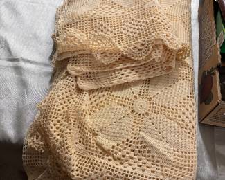 vintage hand knitted blanket topper and pillow cases. 