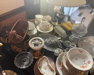 vintage dishes glassware