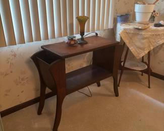 antique accent furniture