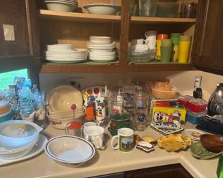 corelle vintag kitchen items