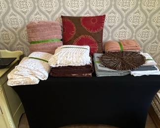 Assorted Home Textiles Bundle