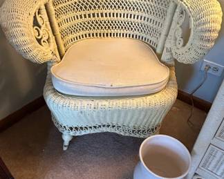Vintage White Wicker Peacock Chair with Cushion