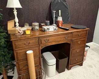 Vintage Oak Executive Desk with Carved Accents