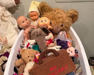 Assorted Vintage Dolls and Stuffed Animals, including Madame Alexander and Ginny Dolls second image