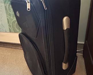 Airtex Paris Rolling Suitcase third image