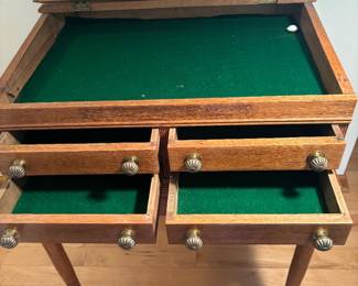 Spool/Desk