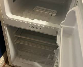 Insignia Retro Mini Refrigerator