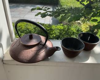 Cast Iron Teapot and Two Cups Set with Leaf Motif