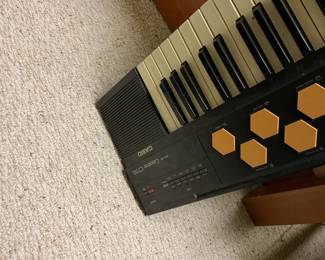 Casio Casiotone CT-510 Electronic Keyboard