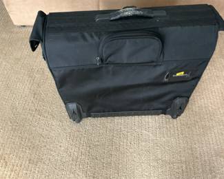 Travelpro Crew 4 Rolling Garment Bag