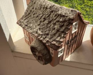 Ceramic Barn-shaped Trinket Box with Water Wheel